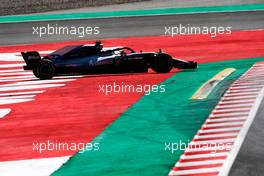 Valtteri Bottas (FIN) Mercedes AMG F1 W09 spins in the first practice session. 11.05.2018. Formula 1 World Championship, Rd 5, Spanish Grand Prix, Barcelona, Spain, Practice Day.