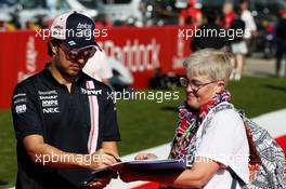 Sergio Perez (MEX) Sahara Force India F1 signs autographs for the fans. 11.05.2018. Formula 1 World Championship, Rd 5, Spanish Grand Prix, Barcelona, Spain, Practice Day.