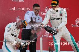 Lewis Hamilton (GBR) Mercedes AMG F1 W09 and Valtteri Bottas (FIN) Mercedes AMG F1. 13.05.2018. Formula 1 World Championship, Rd 5, Spanish Grand Prix, Barcelona, Spain, Race Day.