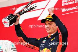 Max Verstappen (NLD) Red Bull Racing celebrates his third position on the podium. 13.05.2018. Formula 1 World Championship, Rd 5, Spanish Grand Prix, Barcelona, Spain, Race Day.