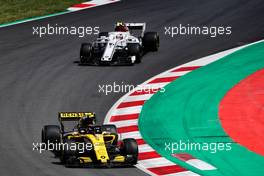 Carlos Sainz Jr (ESP) Renault Sport F1 Team RS18. 13.05.2018. Formula 1 World Championship, Rd 5, Spanish Grand Prix, Barcelona, Spain, Race Day.