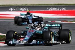 Lewis Hamilton (GBR) Mercedes AMG F1 W09 leads team mate Valtteri Bottas (FIN) Mercedes AMG F1 W09. 13.05.2018. Formula 1 World Championship, Rd 5, Spanish Grand Prix, Barcelona, Spain, Race Day.