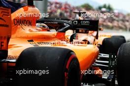 Fernando Alonso (ESP) McLaren MCL33 and team mate Stoffel Vandoorne (BEL) McLaren MCL33 at the pit lane exit. 12.05.2018. Formula 1 World Championship, Rd 5, Spanish Grand Prix, Barcelona, Spain, Qualifying Day.
