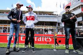 (L to R): Esteban Ocon (FRA) Sahara Force India F1 Team with Charles Leclerc (MON) Sauber F1 Team and Nico Hulkenberg (GER) Renault Sport F1 Team on the drivers parade. 13.05.2018. Formula 1 World Championship, Rd 5, Spanish Grand Prix, Barcelona, Spain, Race Day.
