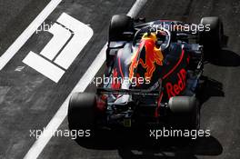 Daniel Ricciardo (AUS) Red Bull Racing RB14. 22.06.2018. Formula 1 World Championship, Rd 8, French Grand Prix, Paul Ricard, France, Practice Day.