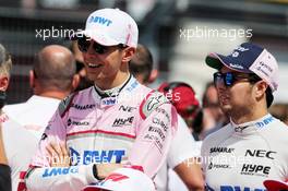 (L to R): Esteban Ocon (FRA) Sahara Force India F1 Team and Sergio Perez (MEX) Sahara Force India F1 on the grid. 24.06.2018. Formula 1 World Championship, Rd 8, French Grand Prix, Paul Ricard, France, Race Day.