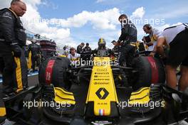 Nico Hulkenberg (GER) Renault Sport F1 Team  24.06.2018. Formula 1 World Championship, Rd 8, French Grand Prix, Paul Ricard, France, Race Day.