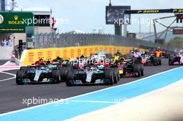 Lewis Hamilton (GBR) Mercedes AMG F1 W09 leads the start of the race. 24.06.2018. Formula 1 World Championship, Rd 8, French Grand Prix, Paul Ricard, France, Race Day.