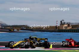 Carlos Sainz Jr (ESP) Renault Sport F1 Team RS18. 24.06.2018. Formula 1 World Championship, Rd 8, French Grand Prix, Paul Ricard, France, Race Day.