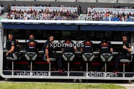 Christian Horner (GBR) Red Bull Racing Team Principal on the pit gantry. 23.06.2018. Formula 1 World Championship, Rd 8, French Grand Prix, Paul Ricard, France, Qualifying Day.