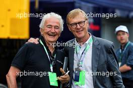 (L to R): Hugues de Chaunac (FRA) Boss of Oreca with Ari Vatanen (FIN) Former World Rally Champion. 23.06.2018. Formula 1 World Championship, Rd 8, French Grand Prix, Paul Ricard, France, Qualifying Day.