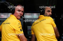 (L to R): Alan Permane (GBR) Renault Sport F1 Team Trackside Operations Director and Cyril Abiteboul (FRA) Renault Sport F1 Managing Director on the pit gantry. 23.06.2018. Formula 1 World Championship, Rd 8, French Grand Prix, Paul Ricard, France, Qualifying Day.