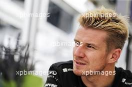 Nico Hulkenberg (GER) Renault Sport F1 Team with the media. 23.06.2018. Formula 1 World Championship, Rd 8, French Grand Prix, Paul Ricard, France, Qualifying Day.