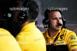 Gilles Carraro (ITA) Renault Sport F1 Team, Team Manager, on the pit gantry. 23.06.2018. Formula 1 World Championship, Rd 8, French Grand Prix, Paul Ricard, France, Qualifying Day.