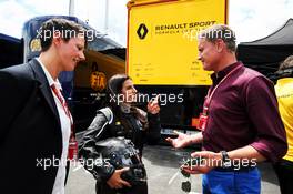 Aseel Al Hama (KSA) Board Member of Saudi Arabian Motor Federation with David Coulthard (GBR) Red Bull Racing and Scuderia Toro Advisor / Channel 4 F1 Commentator. 24.06.2018. Formula 1 World Championship, Rd 8, French Grand Prix, Paul Ricard, France, Race Day.