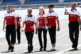 Charles Leclerc (MON) Sauber F1 Team walks the circuit with the team. 21.06.2018. Formula 1 World Championship, Rd 8, French Grand Prix, Paul Ricard, France, Preparation Day.