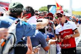Charles Leclerc (MON) Sauber F1 Team with fans. 21.06.2018. Formula 1 World Championship, Rd 8, French Grand Prix, Paul Ricard, France, Preparation Day.