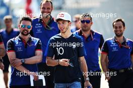 Pierre Gasly (FRA) Scuderia Toro Rosso walks the circuit with the team. 21.06.2018. Formula 1 World Championship, Rd 8, French Grand Prix, Paul Ricard, France, Preparation Day.