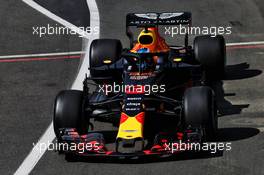 Daniel Ricciardo (AUS) Red Bull Racing RB14. 06.07.2018. Formula 1 World Championship, Rd 10, British Grand Prix, Silverstone, England, Practice Day.