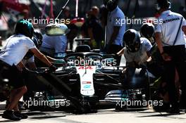 Lewis Hamilton (GBR) Mercedes AMG F1 W09 practices a pit stop. 06.07.2018. Formula 1 World Championship, Rd 10, British Grand Prix, Silverstone, England, Practice Day.