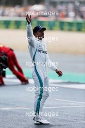 Lewis Hamilton (GBR) Mercedes AMG F1 celebrates his pole position in qualifying parc ferme. 07.07.2018. Formula 1 World Championship, Rd 10, British Grand Prix, Silverstone, England, Qualifying Day.