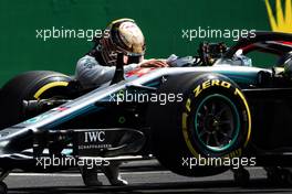 Lewis Hamilton (GBR) Mercedes AMG F1 W09 celebrates his pole position in qualifying parc ferme. 07.07.2018. Formula 1 World Championship, Rd 10, British Grand Prix, Silverstone, England, Qualifying Day.