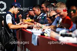 Lance Stroll (CDN) Williams signs autographs for the fans. 07.07.2018. Formula 1 World Championship, Rd 10, British Grand Prix, Silverstone, England, Qualifying Day.