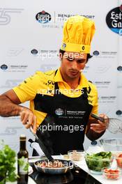 Carlos Sainz Jr (ESP) Renault Sport F1 Team - cooking with Estrella Galicia. 05.07.2018. Formula 1 World Championship, Rd 10, British Grand Prix, Silverstone, England, Preparation Day.
