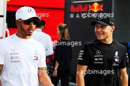 Valtteri Bottas (FIN) Mercedes AMG F1 (Right) with team mate Lewis Hamilton (GBR) Mercedes AMG F1. 20.07.2018. Formula 1 World Championship, Rd 11, German Grand Prix, Hockenheim, Germany, Practice Day.