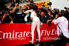 Race winner Lewis Hamilton (GBR) Mercedes AMG F1 celebrates with the team in parc ferme. 22.07.2018. Formula 1 World Championship, Rd 11, German Grand Prix, Hockenheim, Germany, Race Day.