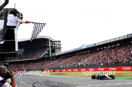 Valtteri Bottas (FIN) Mercedes AMG F1 W09 takes the chequered flag at the end of qualifying. 21.07.2018. Formula 1 World Championship, Rd 11, German Grand Prix, Hockenheim, Germany, Qualifying Day.