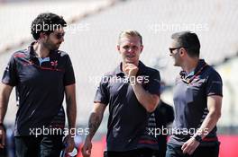 Kevin Magnussen (DEN) Haas F1 Team walks the circuit with the team. 19.07.2018. Formula 1 World Championship, Rd 11, German Grand Prix, Hockenheim, Germany, Preparation Day.