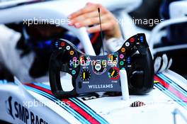 Williams FW41 steering wheel of Sergey Sirotkin (RUS) Williams on the grid. 29.07.2018. Formula 1 World Championship, Rd 12, Hungarian Grand Prix, Budapest, Hungary, Race Day.