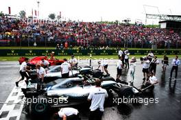 Lewis Hamilton (GBR) Mercedes AMG F1 W09 in qualifying parc ferme. 28.07.2018. Formula 1 World Championship, Rd 12, Hungarian Grand Prix, Budapest, Hungary, Qualifying Day.