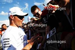 Valtteri Bottas (FIN) Mercedes AMG F1 signs autographs for the fans. 26.07.2018. Formula 1 World Championship, Rd 12, Hungarian Grand Prix, Budapest, Hungary, Preparation Day.