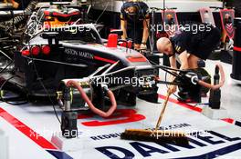 Red Bull Racing pit garage flooded during a rain storm. 31.08.2018. Formula 1 World Championship, Rd 14, Italian Grand Prix, Monza, Italy, Practice Day.