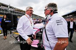 Ross Brawn (GBR) Managing Director, Motor Sports with Otmar Szafnauer (USA) Racing Point Force India F1 Team Principal and CEO on the grid. 02.09.2018. Formula 1 World Championship, Rd 14, Italian Grand Prix, Monza, Italy, Race Day.