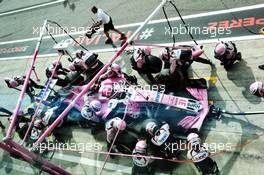 Esteban Ocon (FRA) Racing Point Force India F1 VJM11 makes a pit stop. 02.09.2018. Formula 1 World Championship, Rd 14, Italian Grand Prix, Monza, Italy, Race Day.