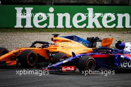 Fernando Alonso (ESP) McLaren MCL33 and Pierre Gasly (FRA) Scuderia Toro Rosso STR13 battle for position. 02.09.2018. Formula 1 World Championship, Rd 14, Italian Grand Prix, Monza, Italy, Race Day.