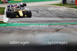 Carlos Sainz Jr (ESP) Renault Sport F1 Team RS18. 02.09.2018. Formula 1 World Championship, Rd 14, Italian Grand Prix, Monza, Italy, Race Day.