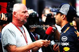 Daniel Ricciardo (AUS) Red Bull Racing with the media. 01.09.2018. Formula 1 World Championship, Rd 14, Italian Grand Prix, Monza, Italy, Qualifying Day.