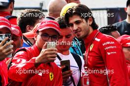 Antonio Giovinazzi (ITA) Ferrari Development Driver with fans. 01.09.2018. Formula 1 World Championship, Rd 14, Italian Grand Prix, Monza, Italy, Qualifying Day.