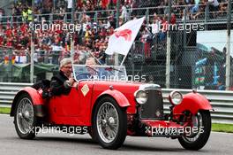 Ross Brawn (GBR) Managing Director, Motor Sports and Sean Bratches (USA) Formula 1 Managing Director, Commercial Operations on the drivers parade. 02.09.2018. Formula 1 World Championship, Rd 14, Italian Grand Prix, Monza, Italy, Race Day.