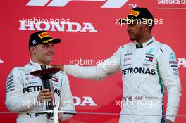 Valtteri Bottas (FIN) Mercedes AMG F1 and 1st place Lewis Hamilton (GBR) Mercedes AMG F1 W09. 07.10.2018. Formula 1 World Championship, Rd 17, Japanese Grand Prix, Suzuka, Japan, Race Day.