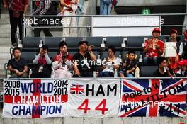 Lewis Hamilton (GBR) Mercedes AMG F1 fans and banners in the grandstand. 06.10.2018. Formula 1 World Championship, Rd 17, Japanese Grand Prix, Suzuka, Japan, Qualifying Day.