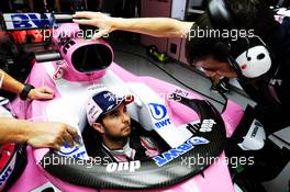 Sergio Perez (MEX) Racing Point Force India F1 VJM11 with Tim Wright (GBR) Racing Point Force India F1 Team Race Engineer. 06.10.2018. Formula 1 World Championship, Rd 17, Japanese Grand Prix, Suzuka, Japan, Qualifying Day.