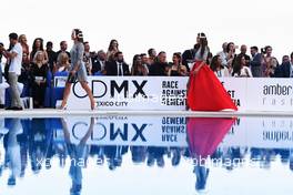 (L to R): Natalie Pinkham (GBR) Sky Sports Presenter and Tamara Boullier (FRA) at the Amber Lounge Fashion Show. 25.05.2018. Formula 1 World Championship, Rd 6, Monaco Grand Prix, Monte Carlo, Monaco, Friday.