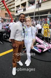 Alfonso Ribeiro (USA) Actor and his wife Angela Riberio (USA) on the grid with the Sahara Force India F1 Team. 27.05.2018. Formula 1 World Championship, Rd 6, Monaco Grand Prix, Monte Carlo, Monaco, Race Day.