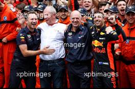 (L to R): Christian Horner (GBR) Red Bull Racing Team Principal celebrates in parc ferme with Dr Helmut Marko (AUT) Red Bull Motorsport Consultant; Adrian Newey (GBR) Red Bull Racing Chief Technical Officer; and race winner Daniel Ricciardo (AUS) Red Bull Racing. 27.05.2018. Formula 1 World Championship, Rd 6, Monaco Grand Prix, Monte Carlo, Monaco, Race Day.