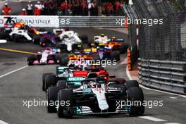 Lewis Hamilton (GBR) Mercedes AMG F1 W09 at the start of the race. 27.05.2018. Formula 1 World Championship, Rd 6, Monaco Grand Prix, Monte Carlo, Monaco, Race Day.